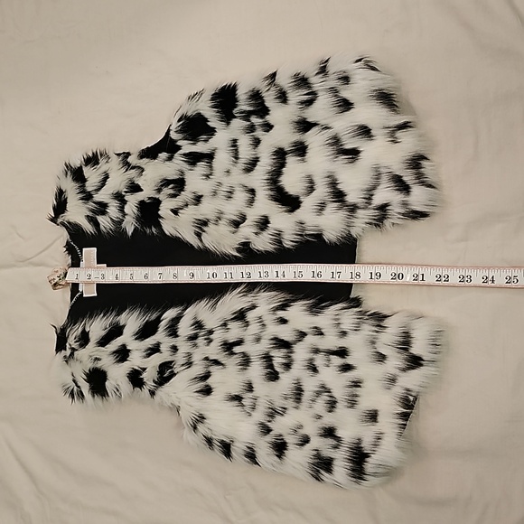 MICHAEL Michael Kors faux fur vest black and white animal print size XS - Picture 4 of 4